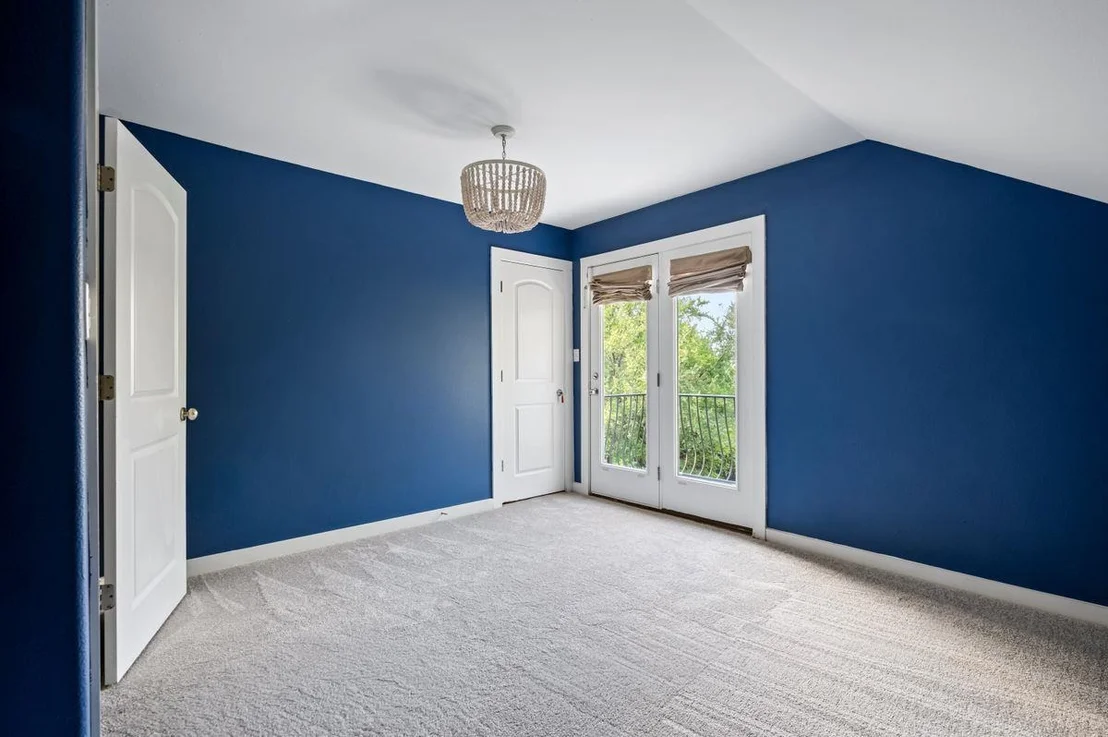 Photo of 1105 Travis Heights BLVD