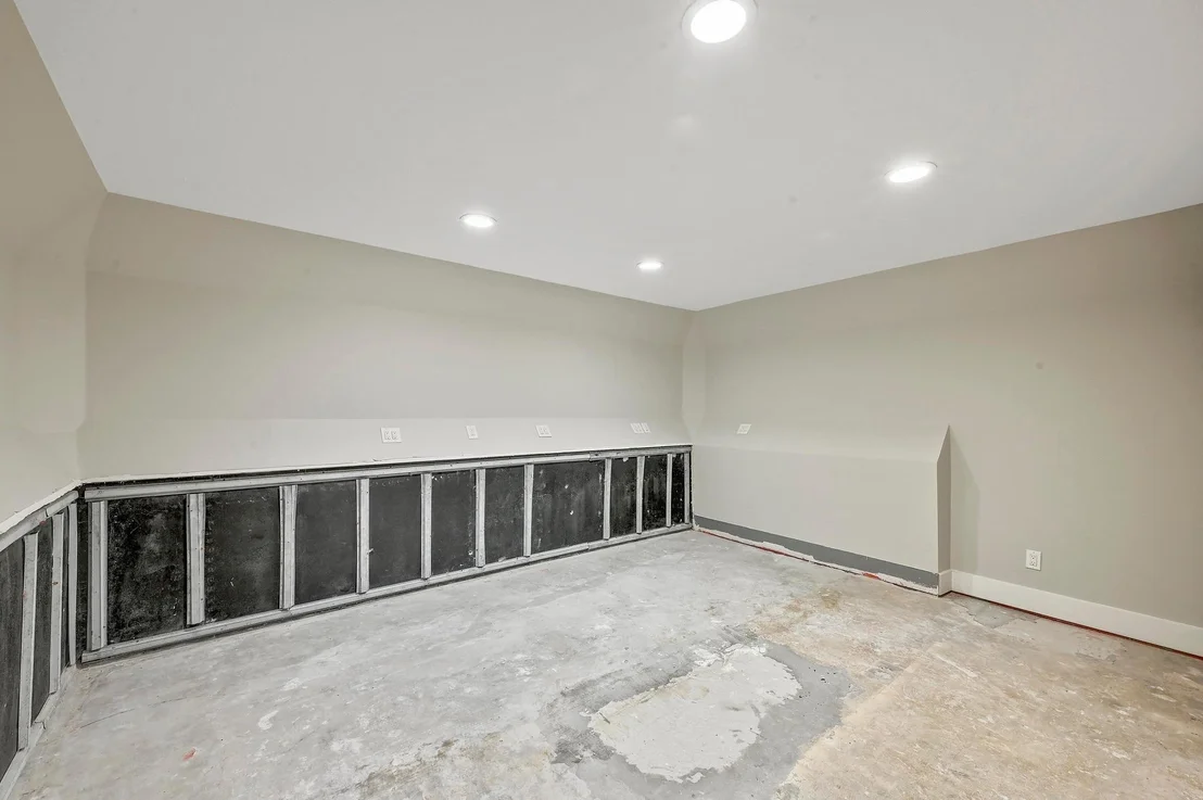 Photo of 2204 Spring Creek DR