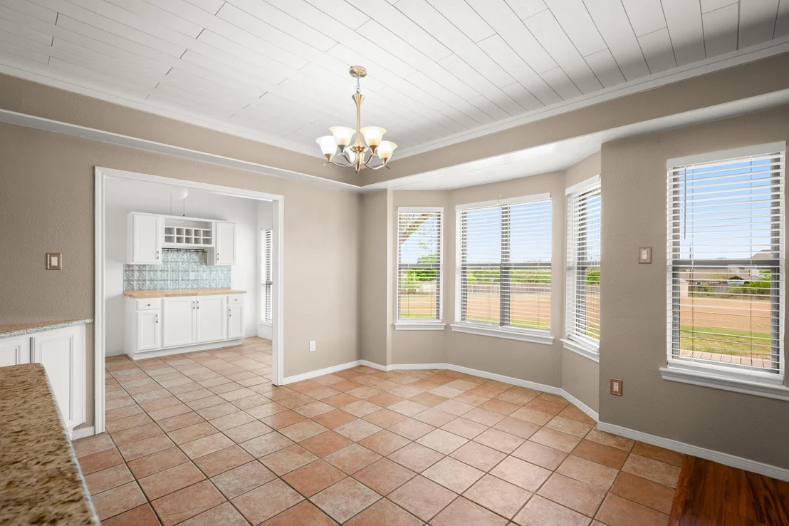 Photo of 1200 VAPOR DR