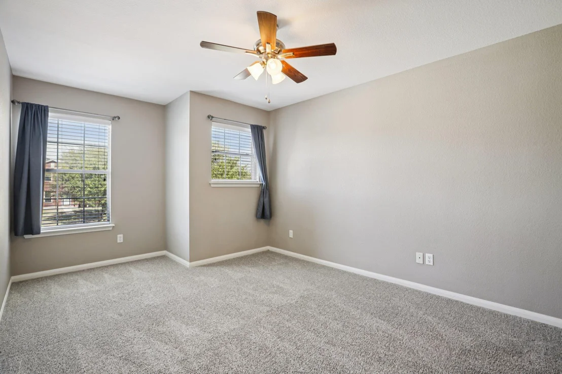 Photo of 5604 Sulfur Spring DR