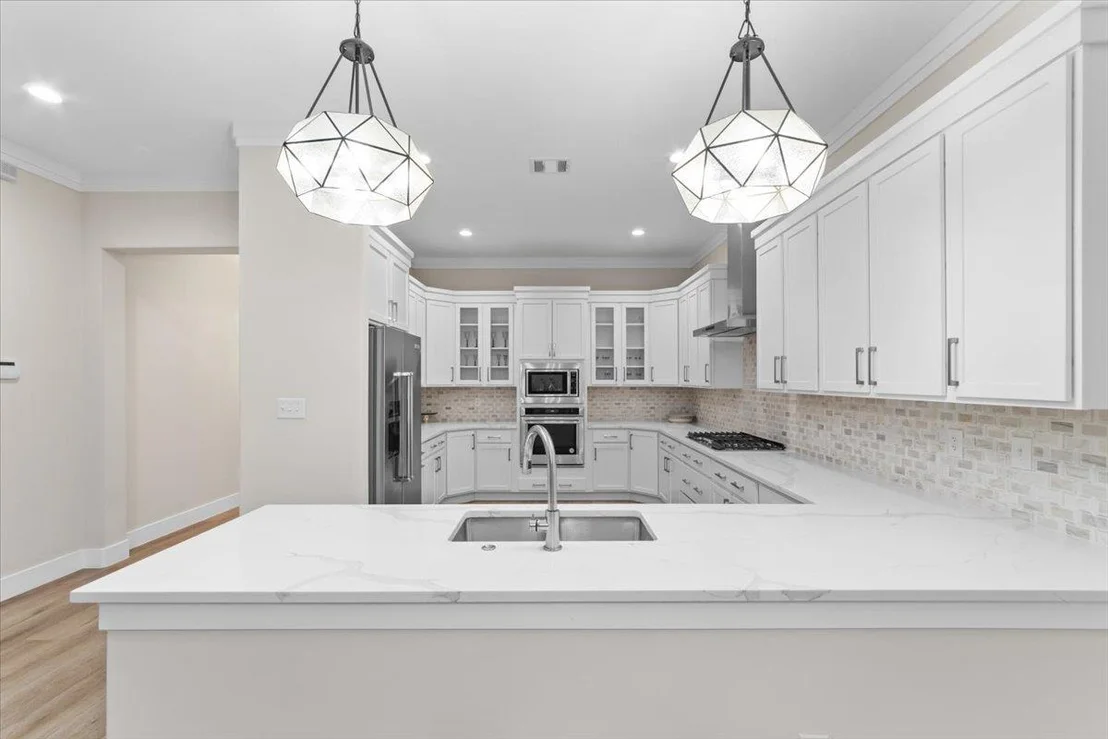 Photo of 3008 Legend Oaks BLVD