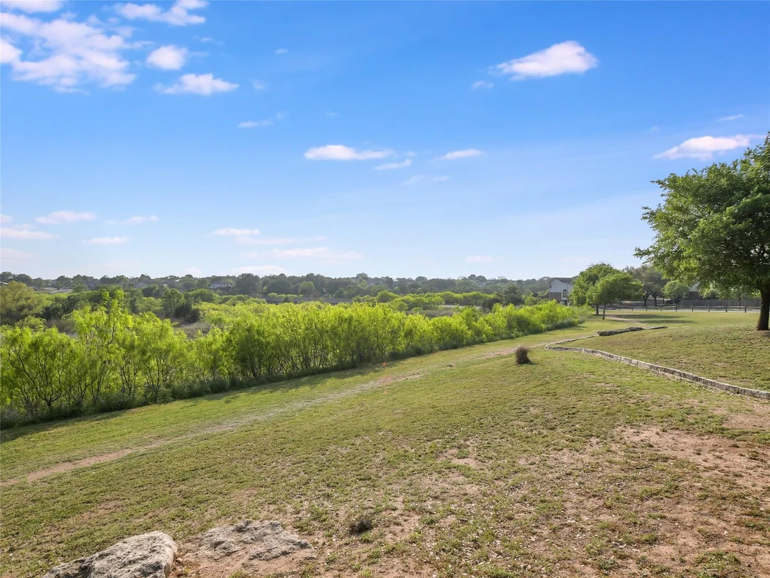 Photo of 3400 Lynnbrook DR