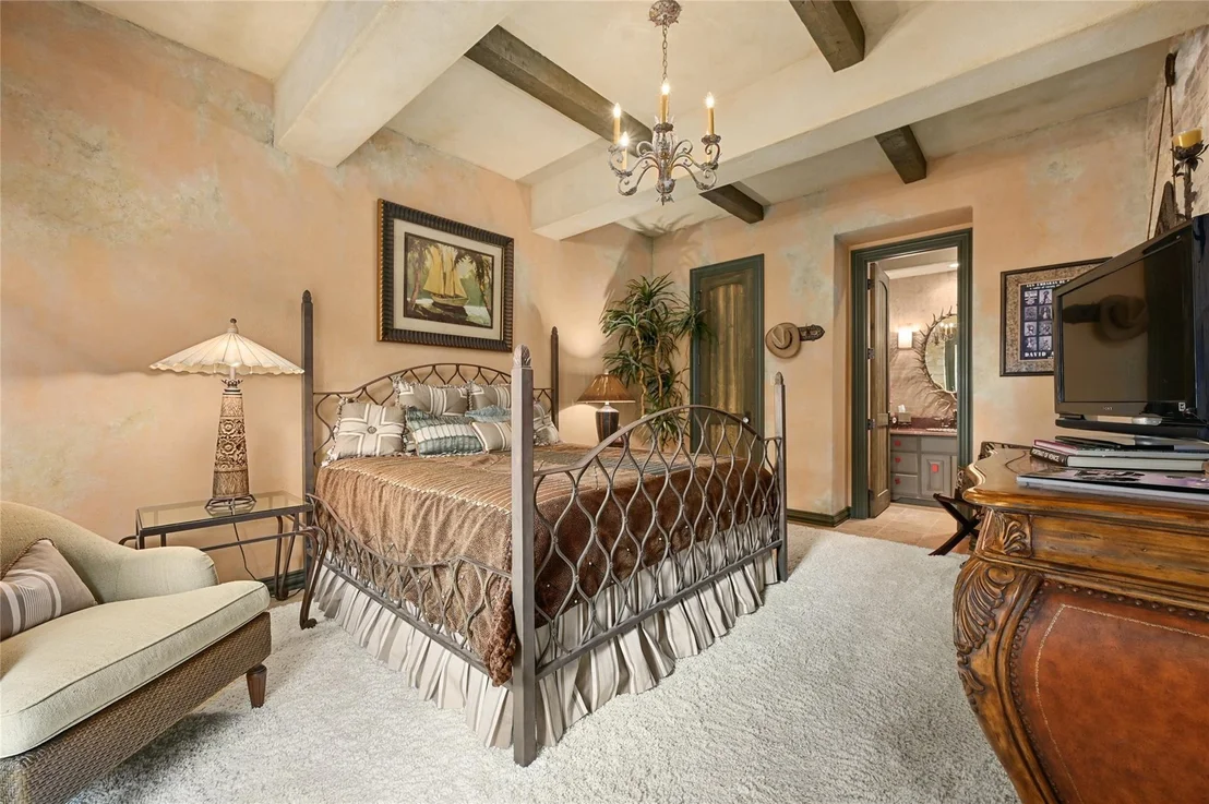 Photo of 3601 Toro Canyon RD