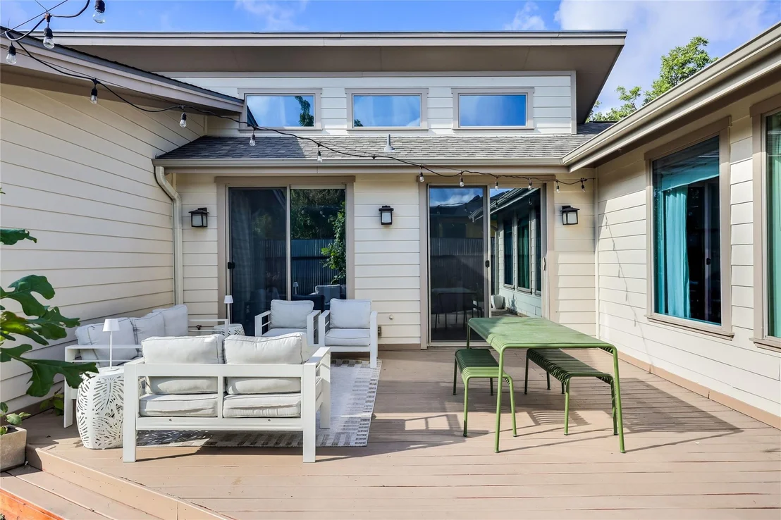 Photo of 5307 Aurora DR