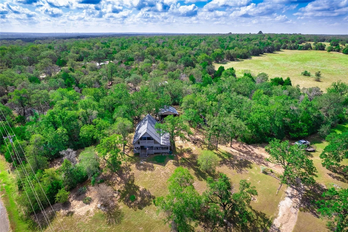 Photo of 499 Hidden Oaks DR