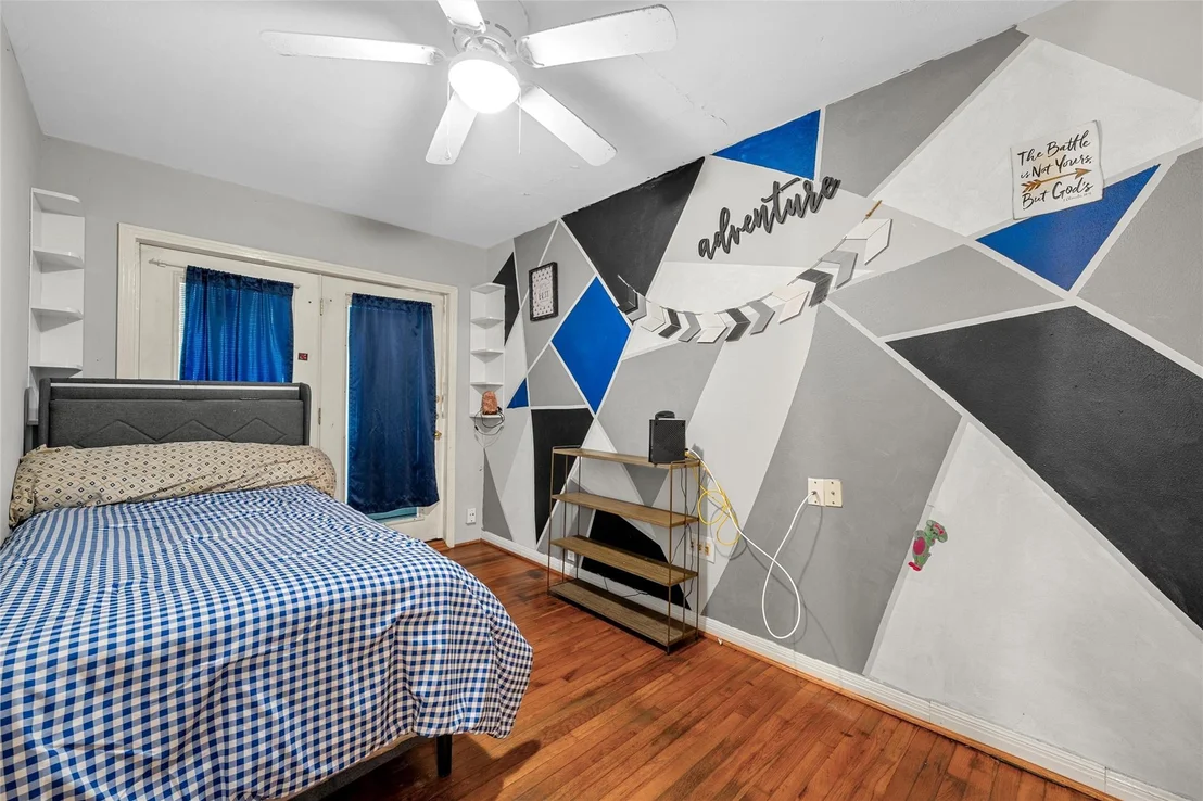 Photo of 301 N 40th ST