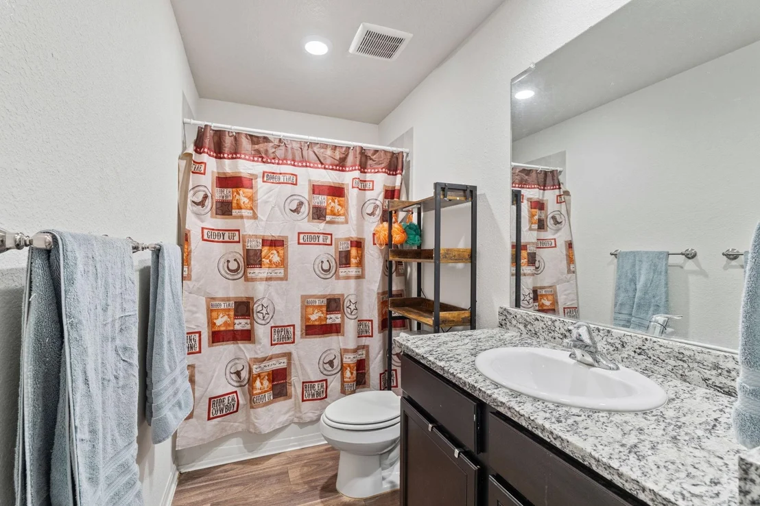 Photo of 337 Crescent Park DR