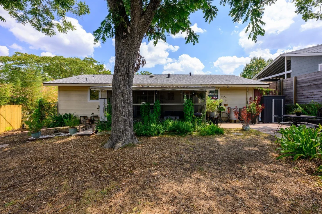 Photo of 2702 Little John LN