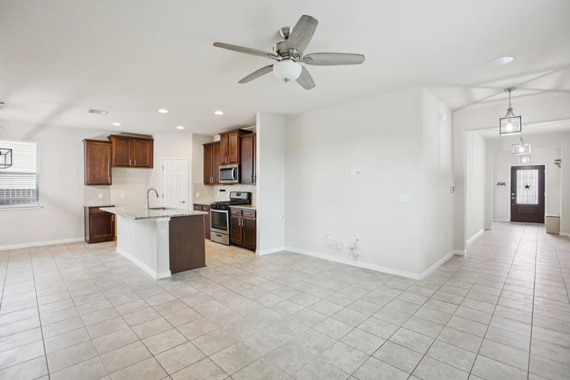 Photo of 176 Mayney LN