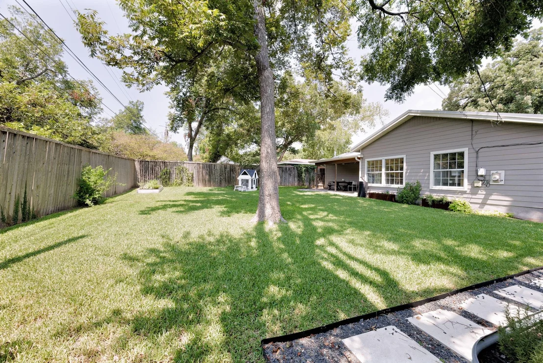 Photo of 1601 Northridge DR