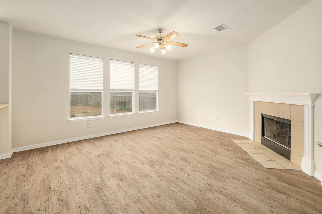 Photo of 102 Chandler Pointe LOOP