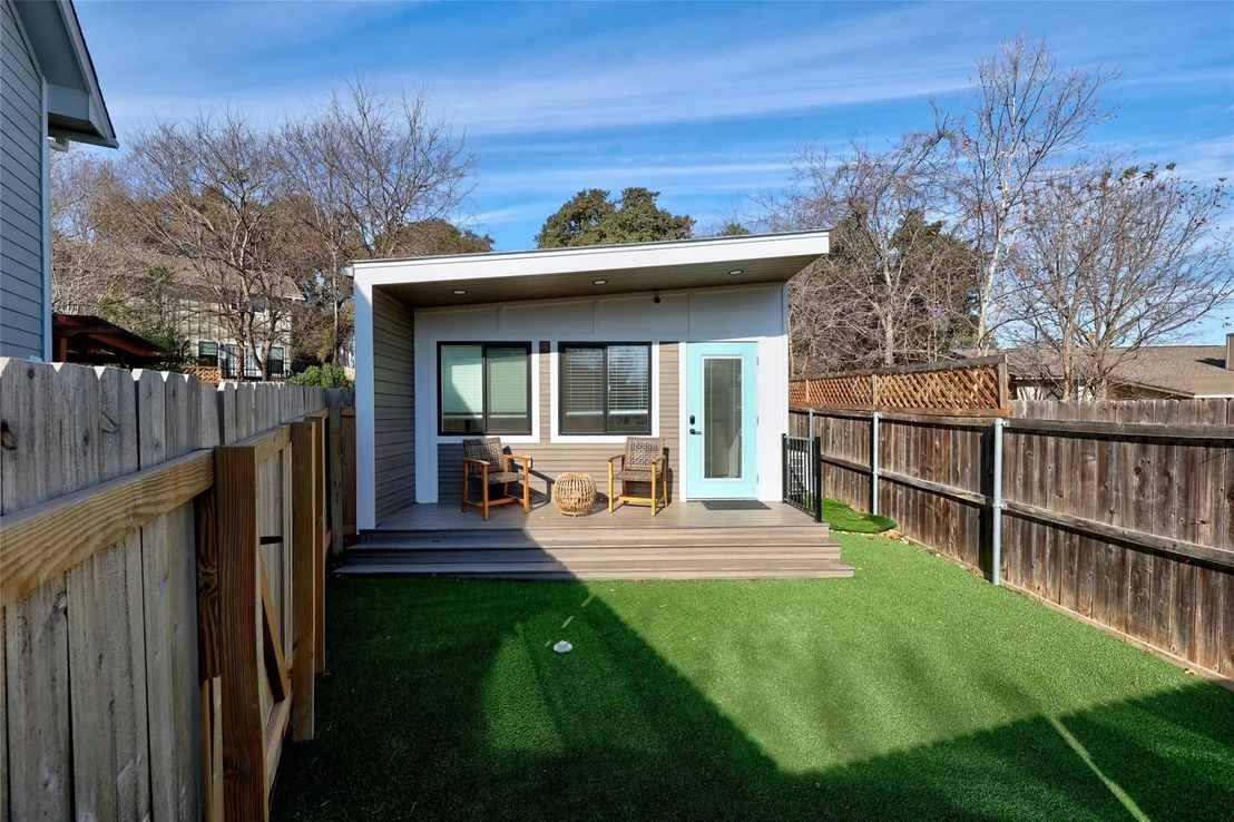 Photo of 3106 Leaf CIR