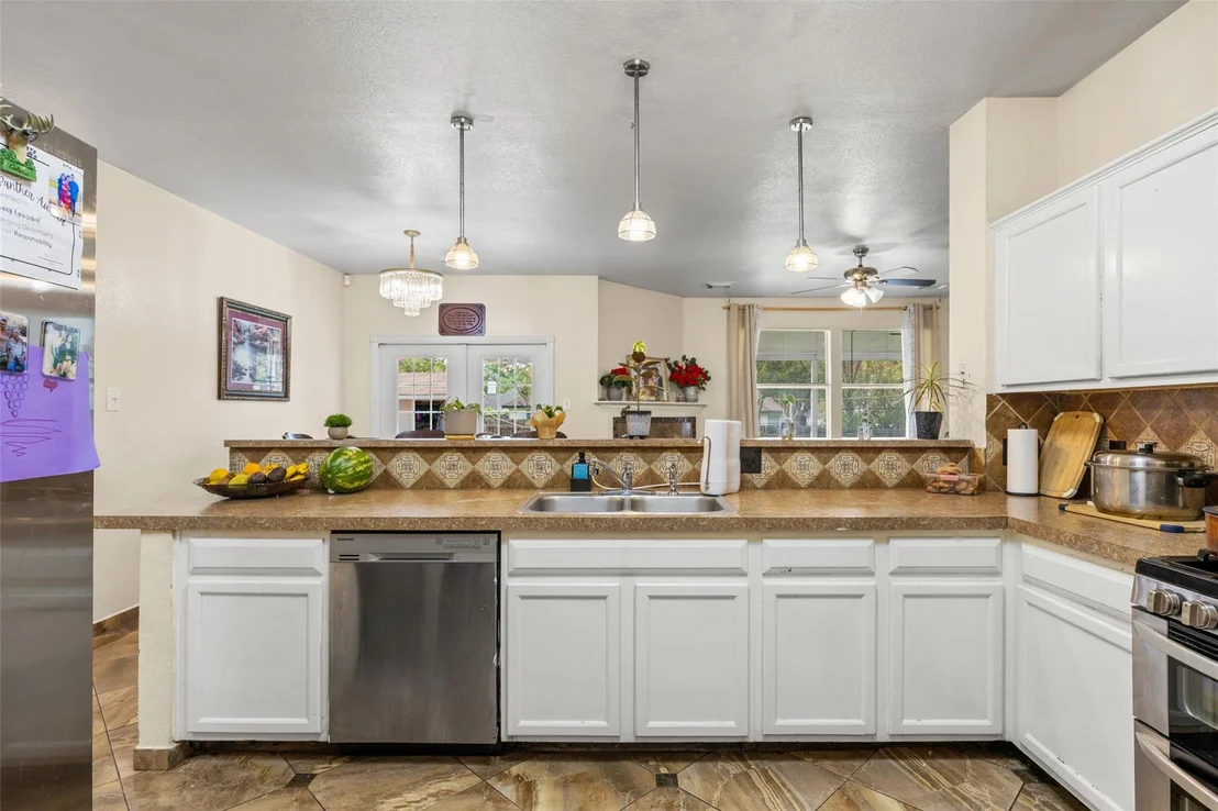 Photo of 801 Brown DR