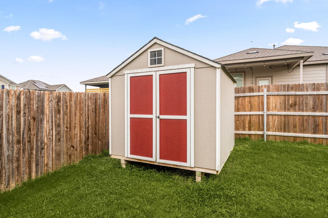Photo of 340 Harper LN