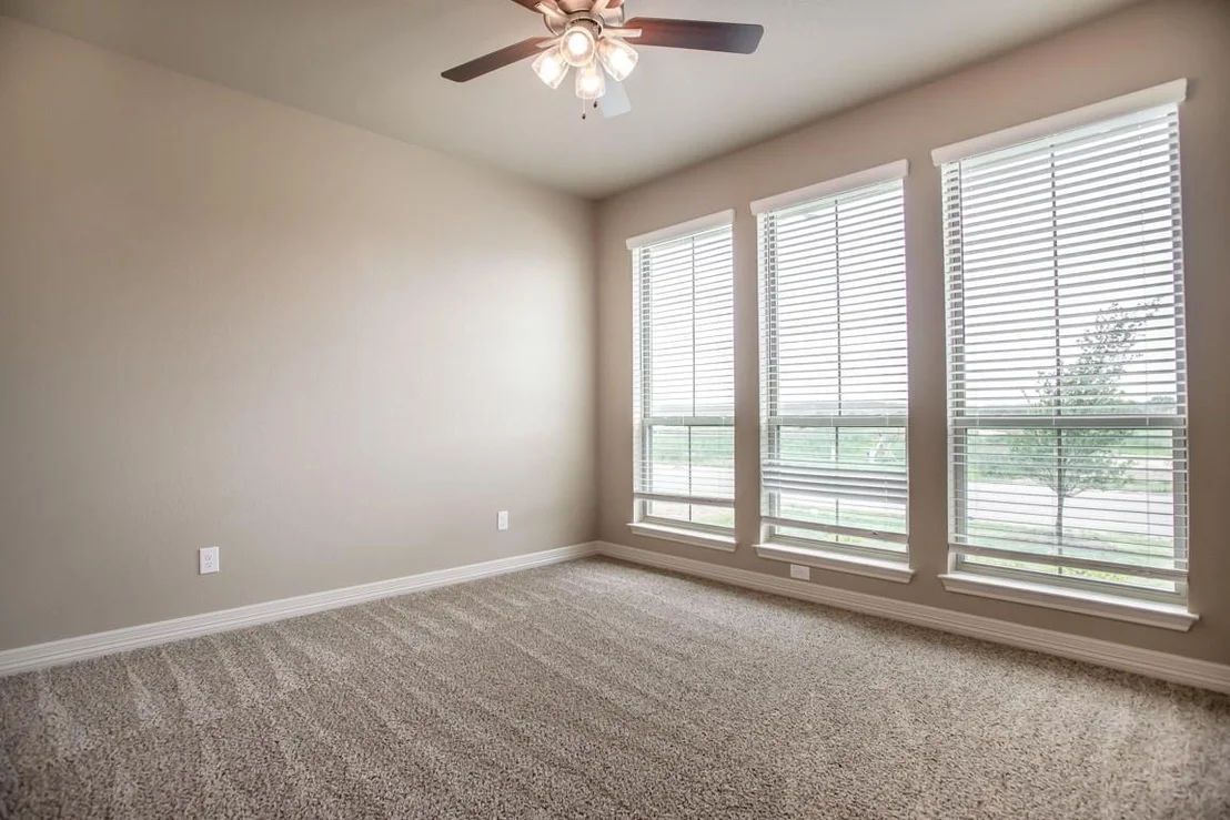 Photo of 1018 Winchester DR