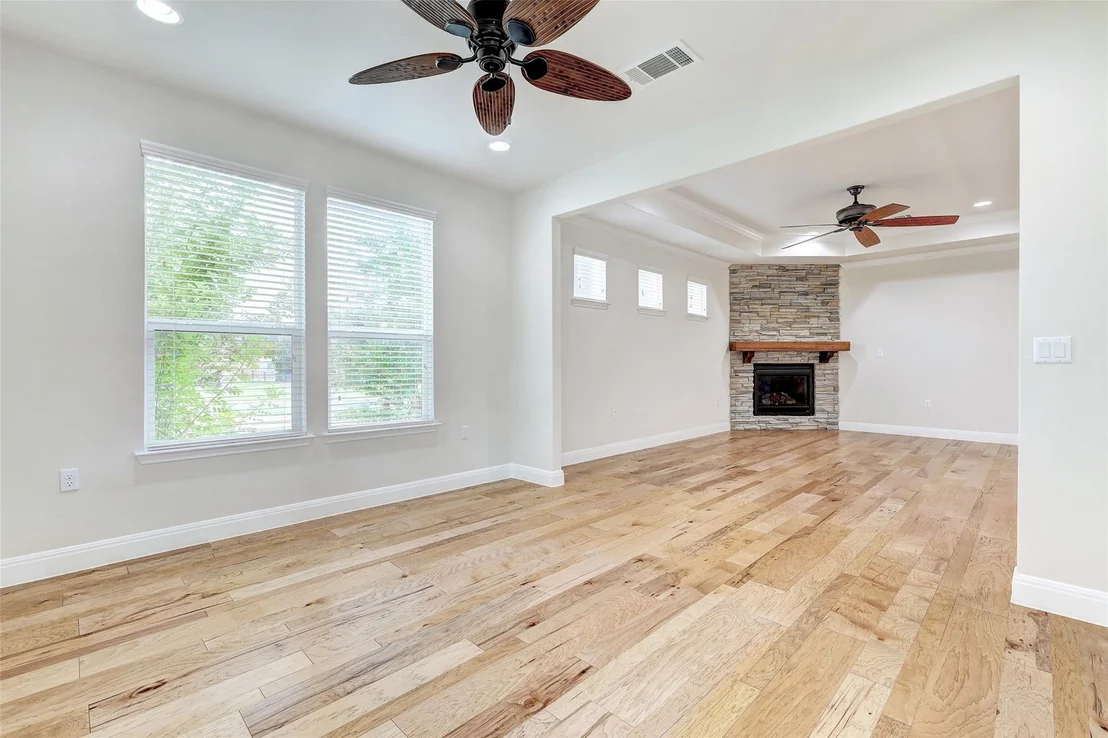 Photo of 2 Acacia WAY