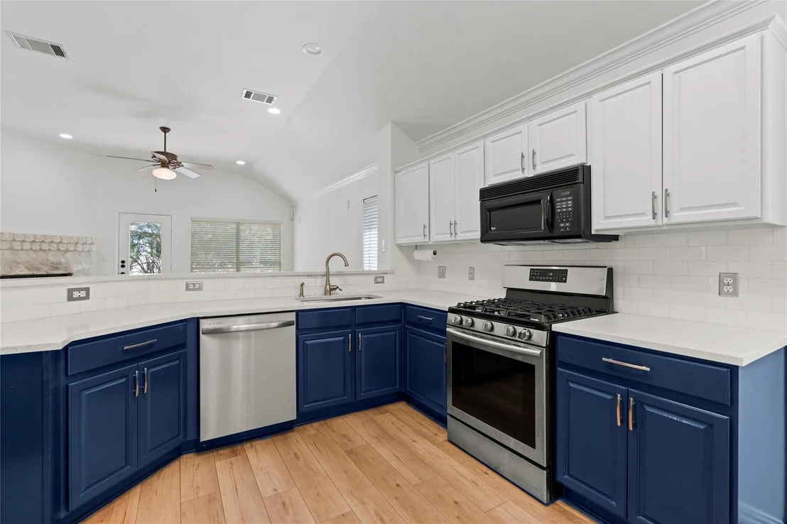 Photo of 10318 Broomflower DR