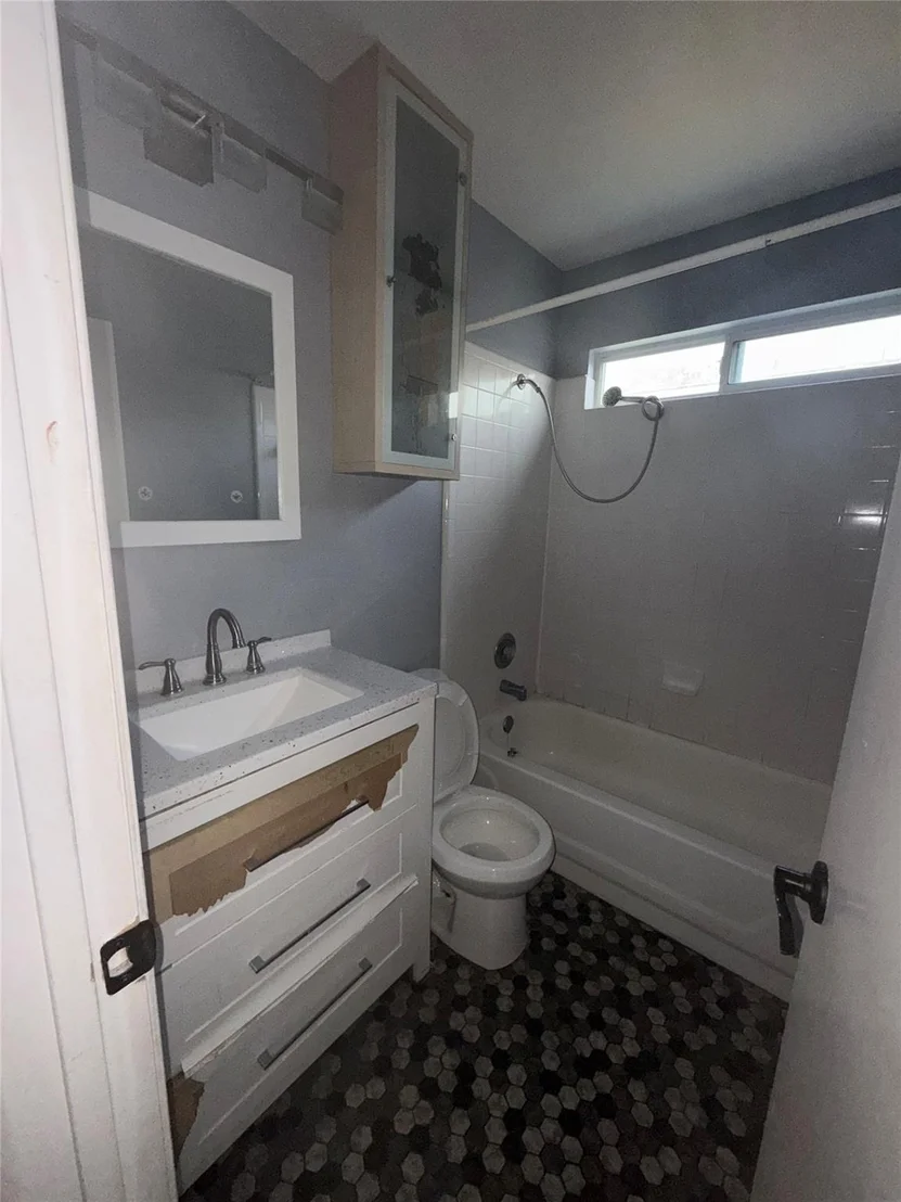 Photo of 219 Juniper DR