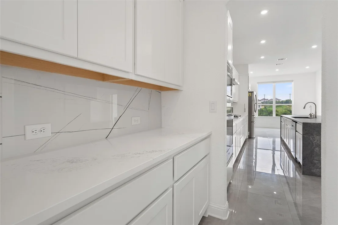 Photo of 1020 Trevi Fontana DR