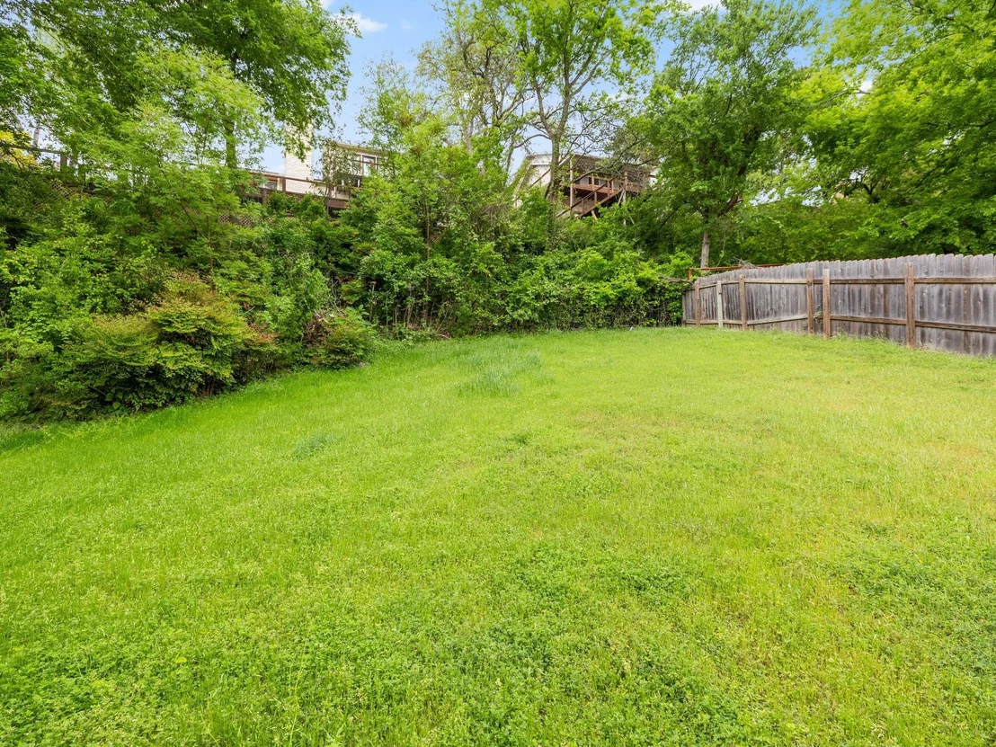 Photo of 9305 Rolling Oaks TRL