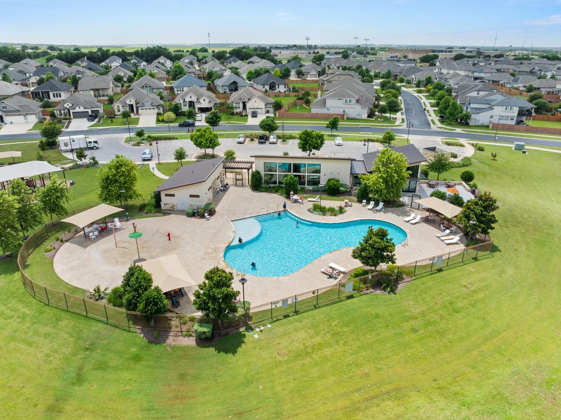 Photo of 141 Falabella TRL