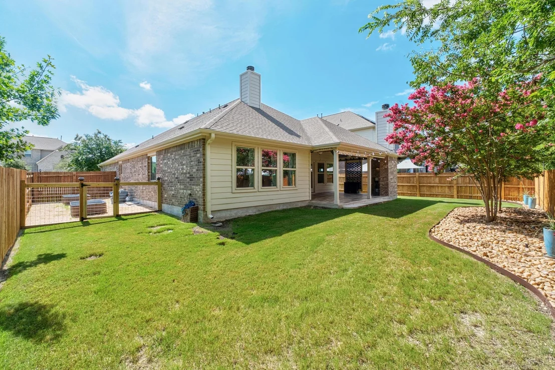 Photo of 21612 Hines LN