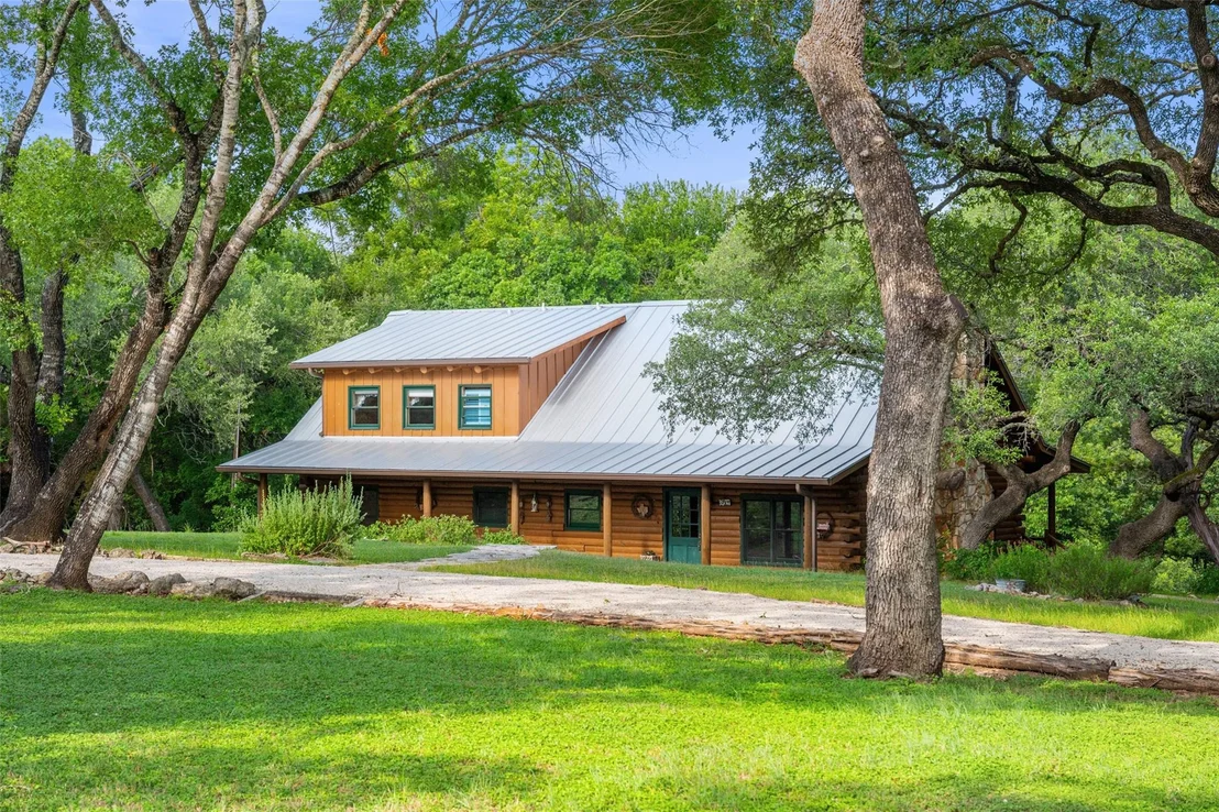 Photo of 301 Wilson Creek CIR