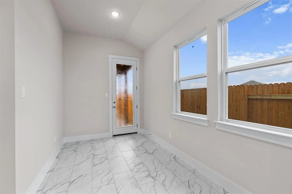 Photo of 405 Stellar Wind DR