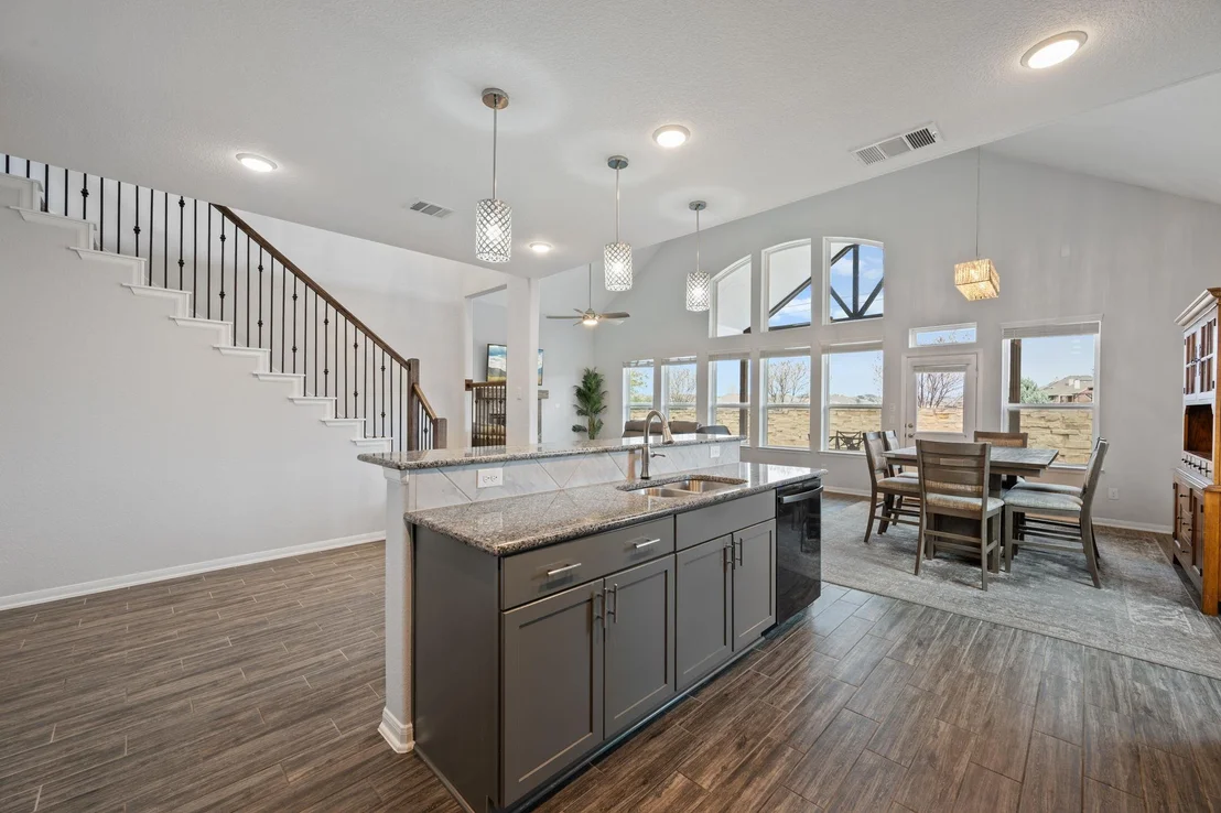 Photo of 6122 Genova PL