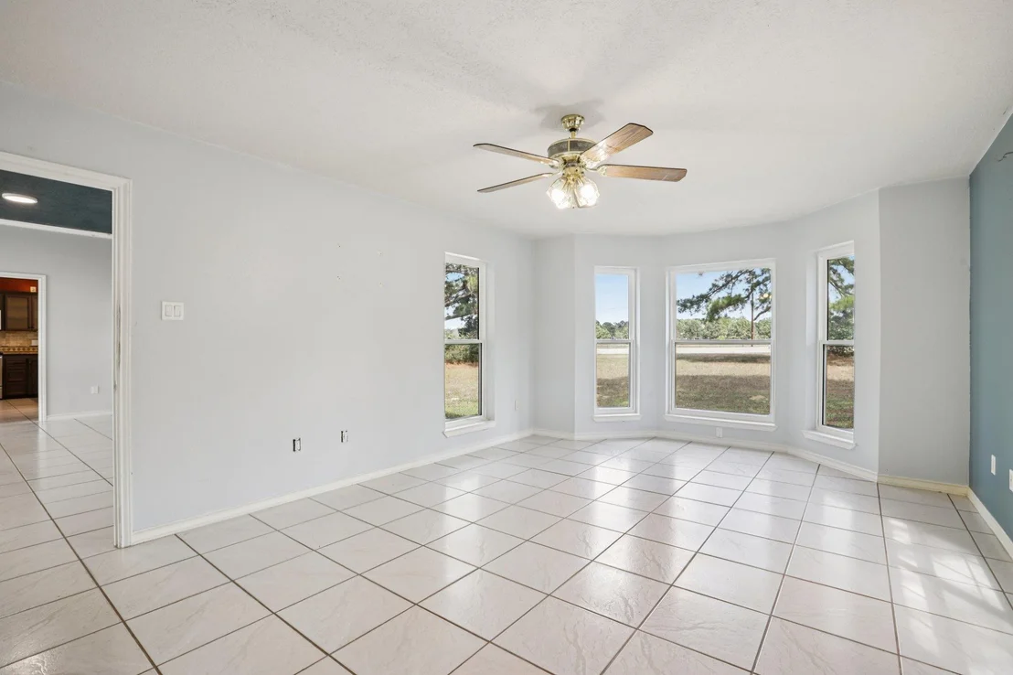 Photo of 105 Daisy LN