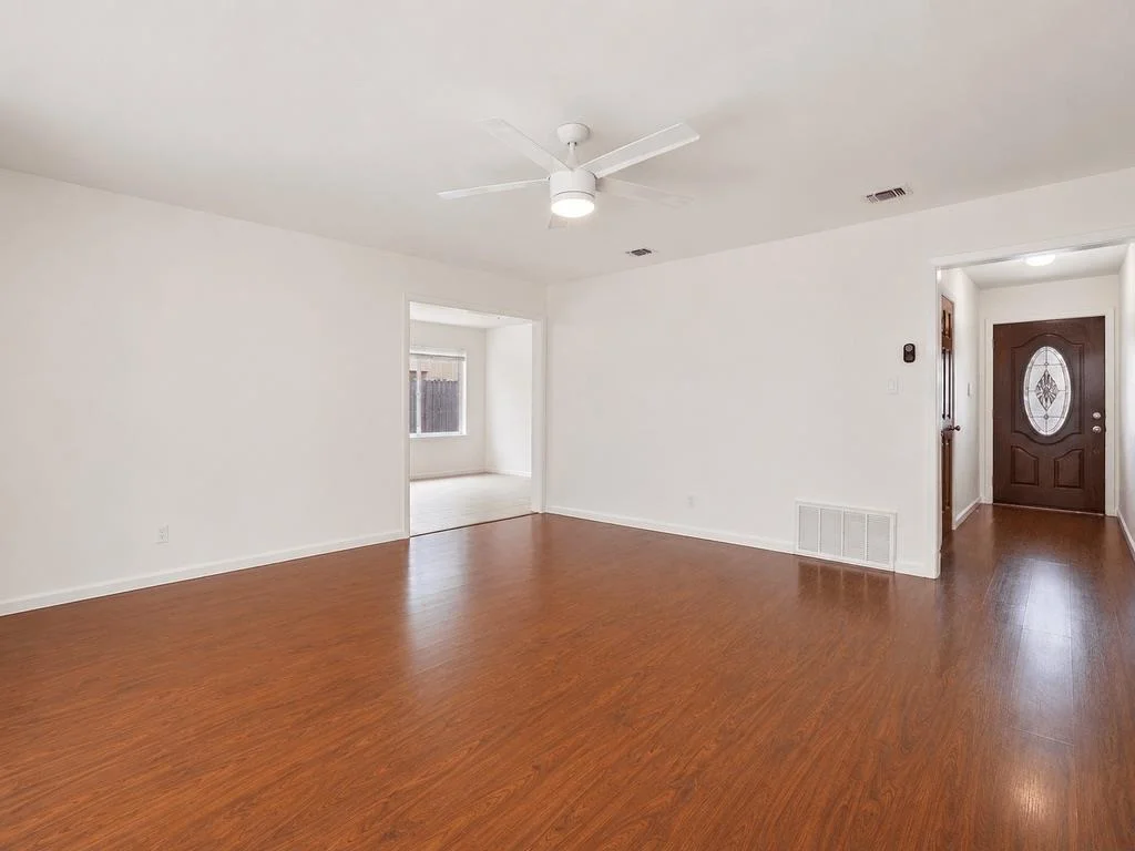 Photo of 7004 Twisted Oaks DR