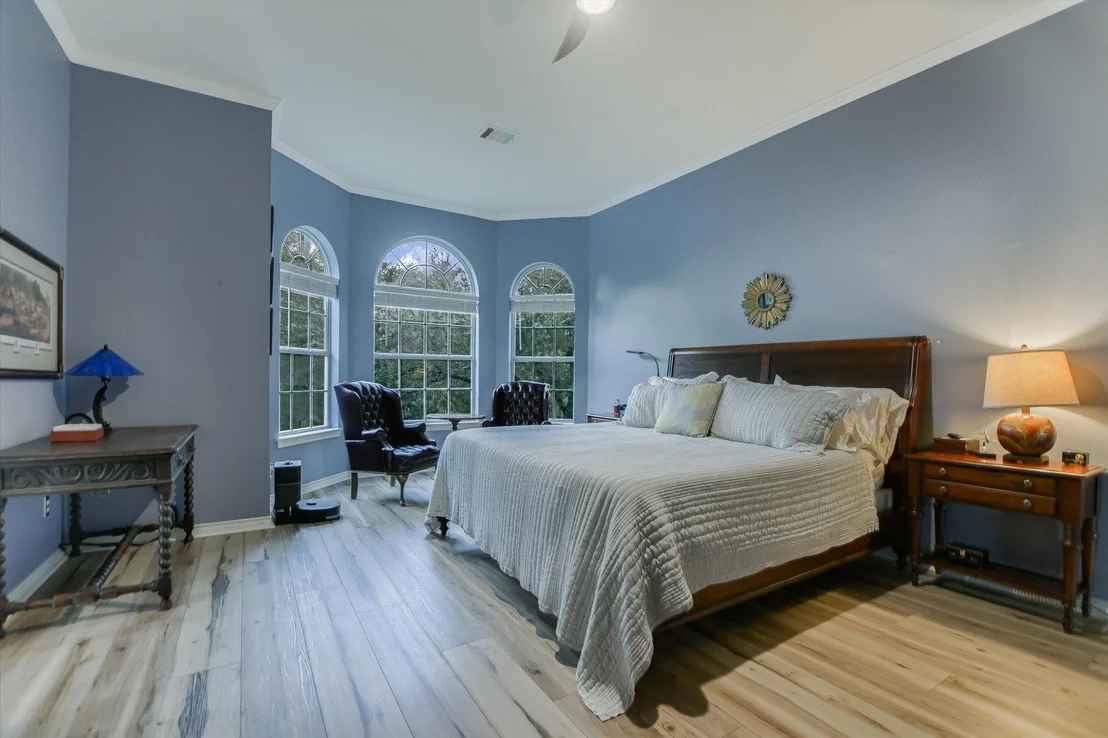 Photo of 2302 Cliffs Edge DR