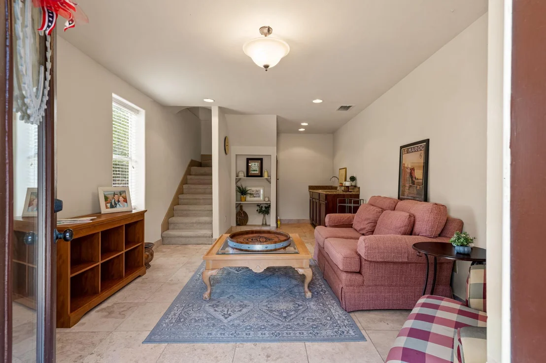 Photo of 10211 Middle Darleen
