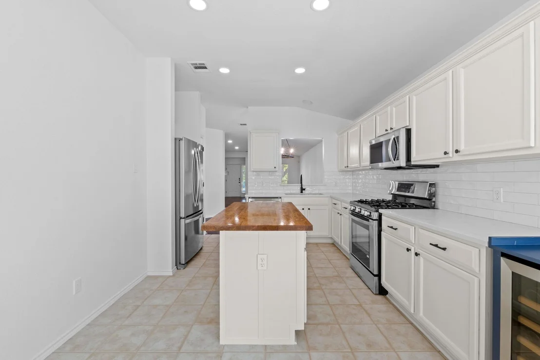 Photo of 14620 Springs Edge DR