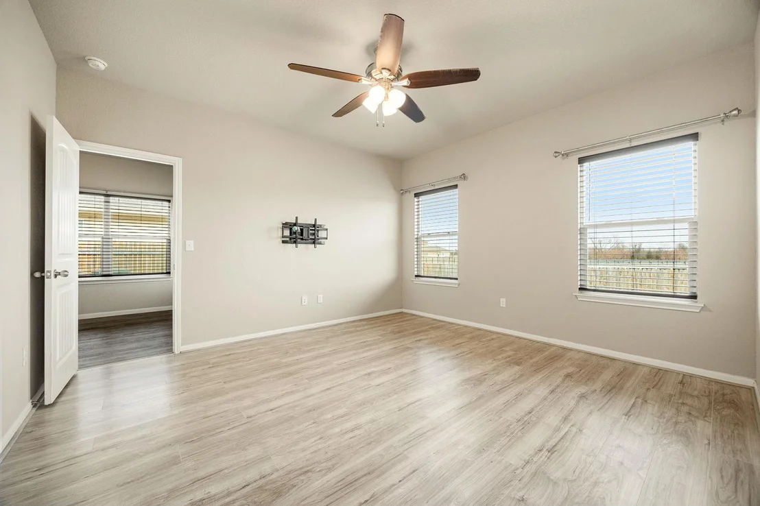 Photo of 152 Cibolo Creek DR