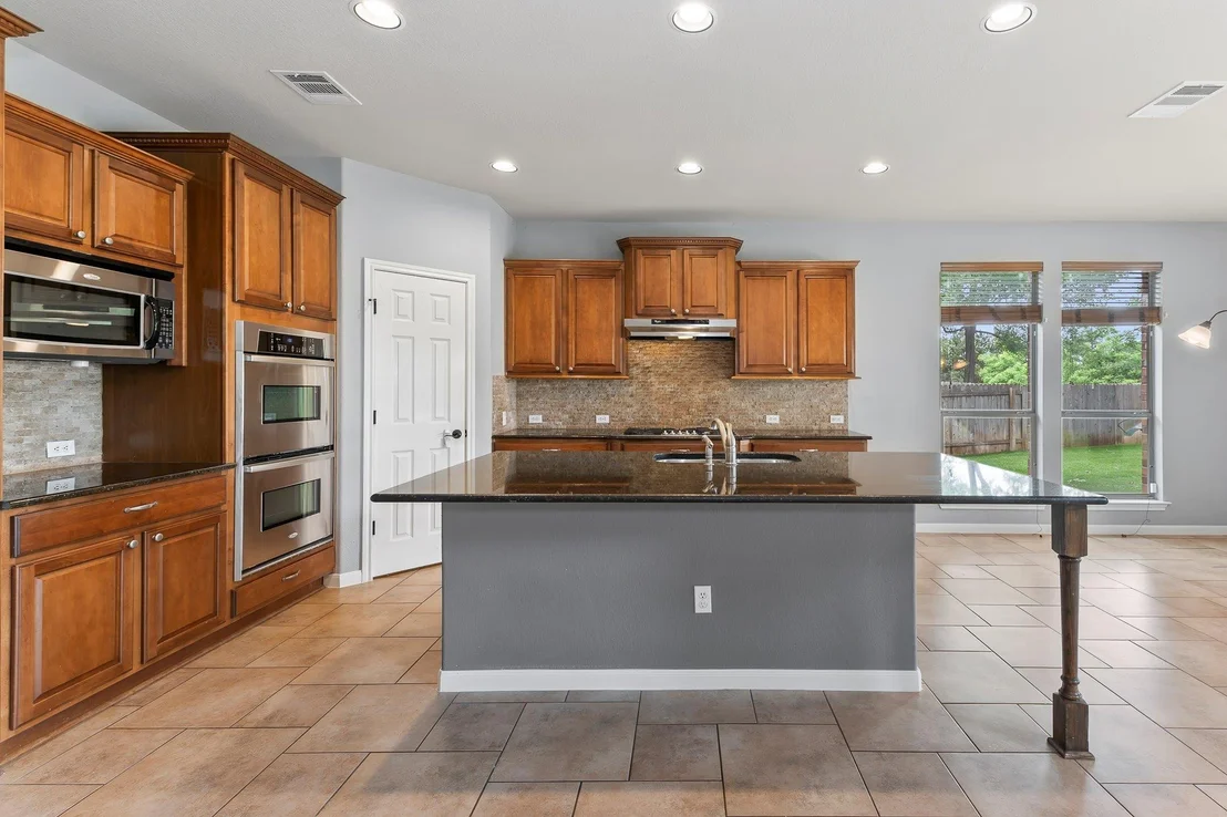 Photo of 2501 Marble Slab LN