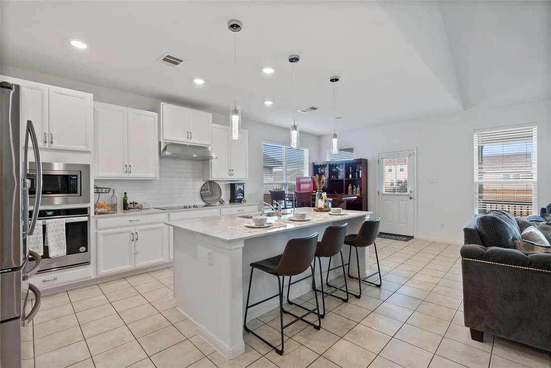 Photo of 19405 Colgin DR