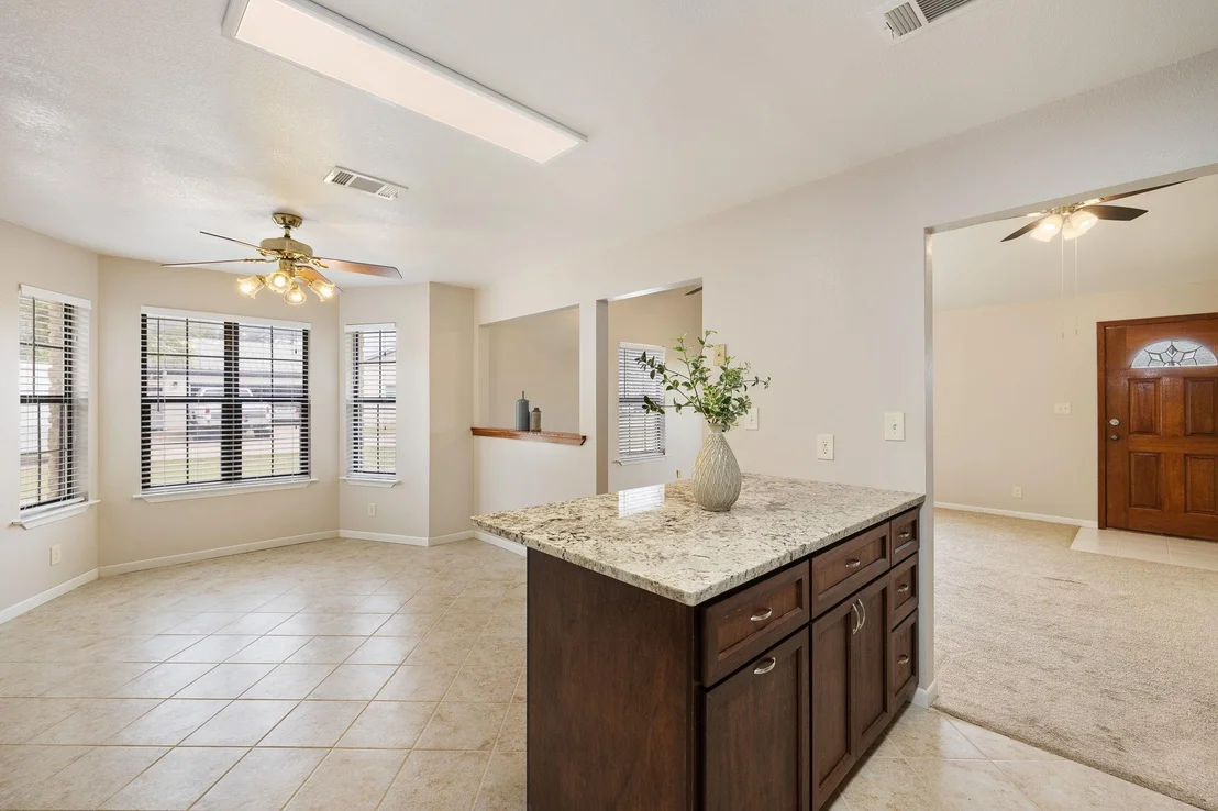 Photo of 306 Dove TRL