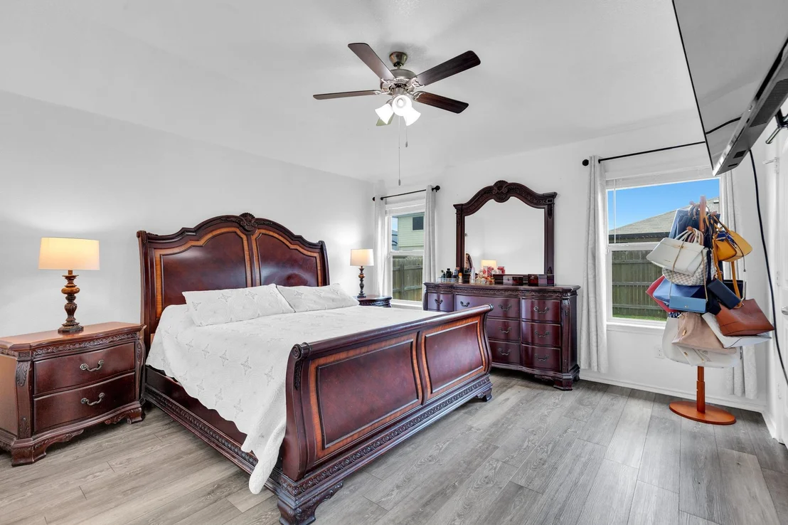 Photo of 119 Beth Ann LOOP