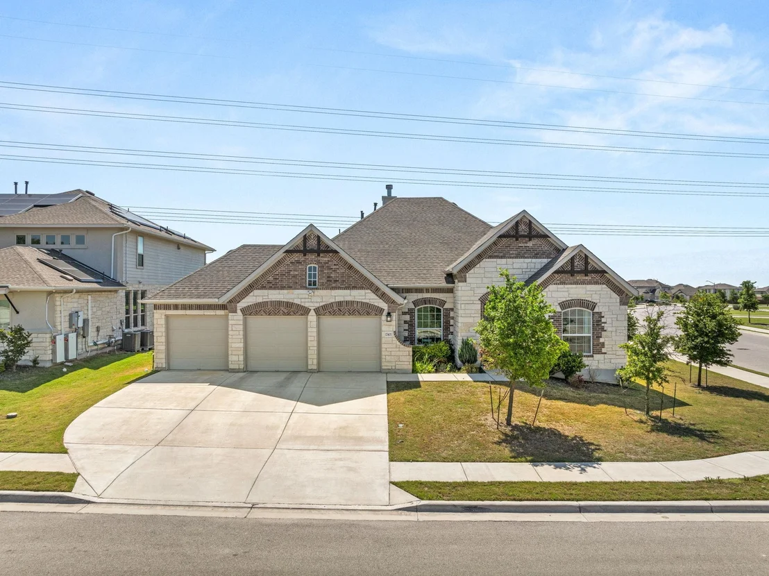 Photo of 17401 Chino LN