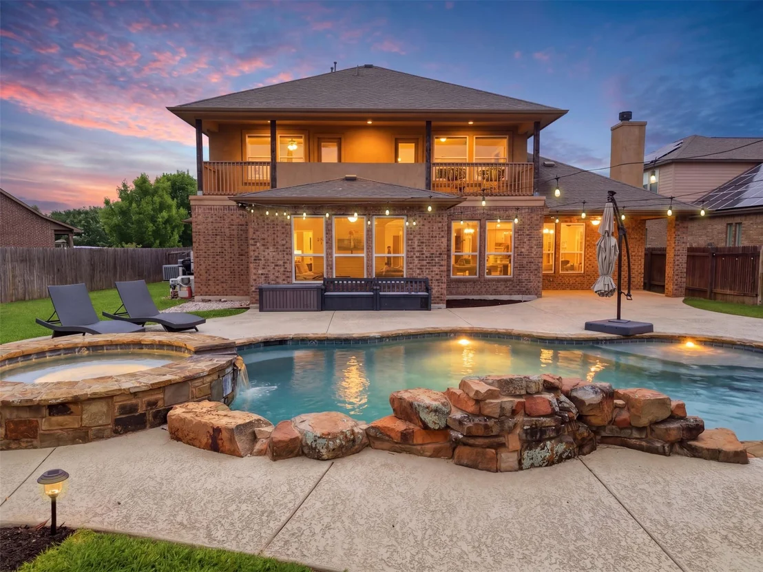 Photo of 1126 Enclave WAY