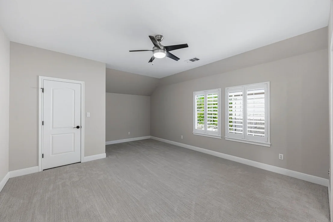 Photo of 115 Burgess LN