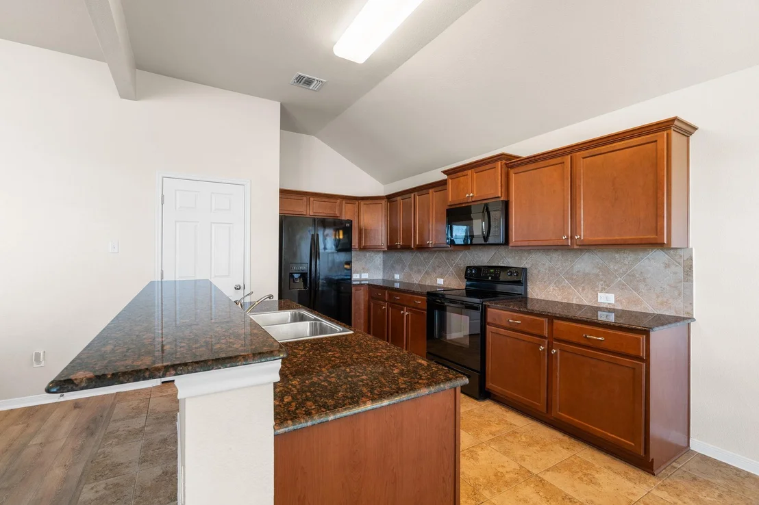 Photo of 428 Parkfield LN