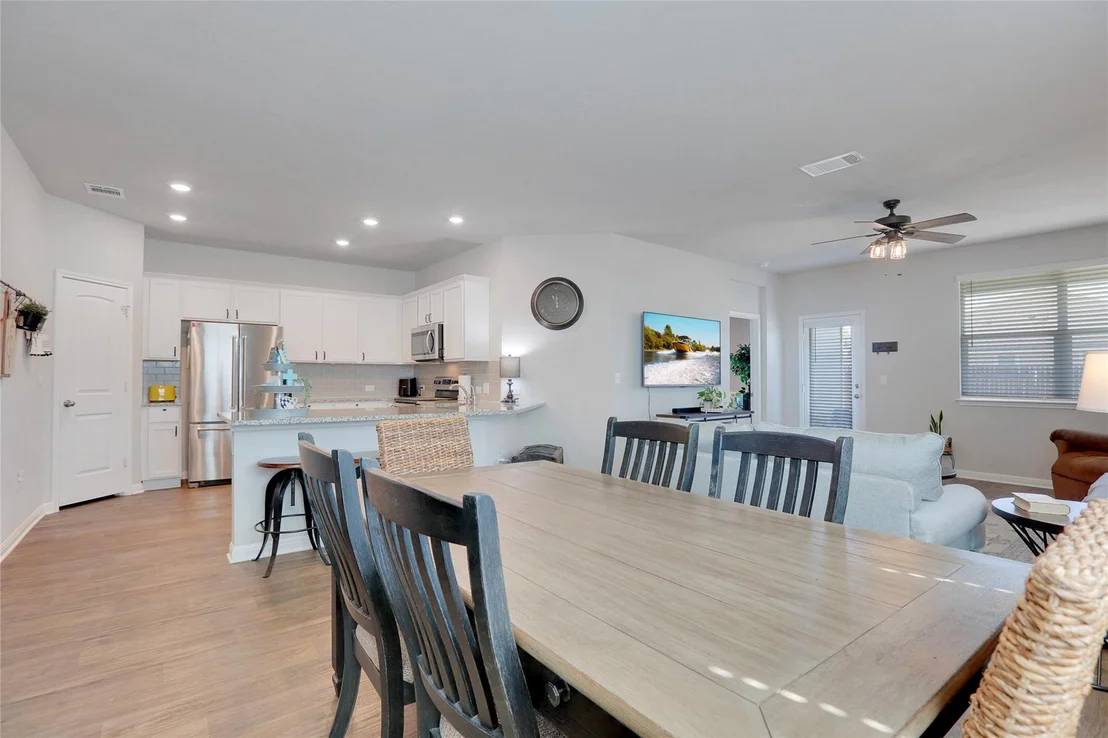 Photo of 235 Bunting LN