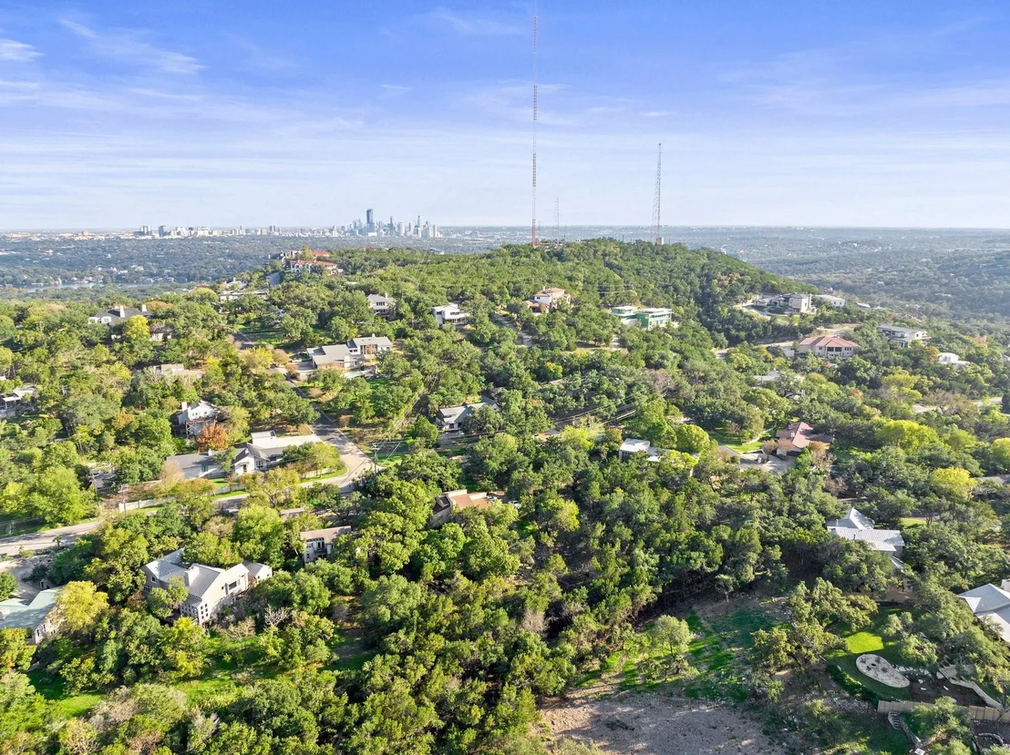Photo of 2300 Toro Canyon RD