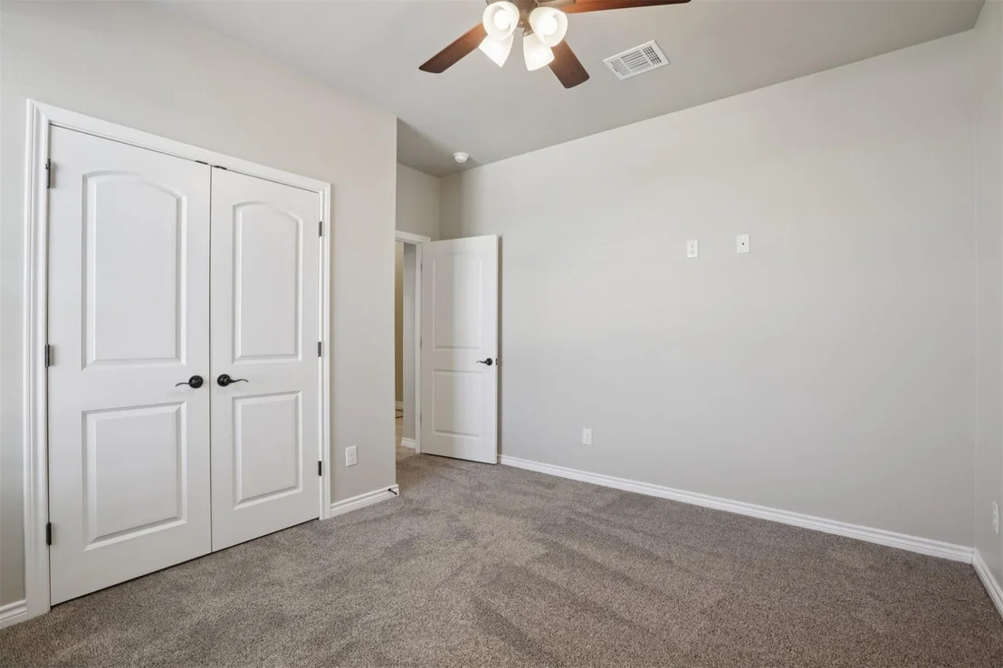Photo of 500 Seabiscuit DR