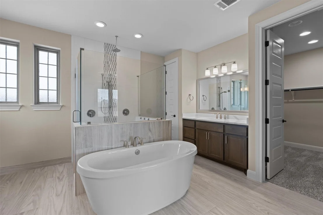 Photo of 305 Miranda WAY