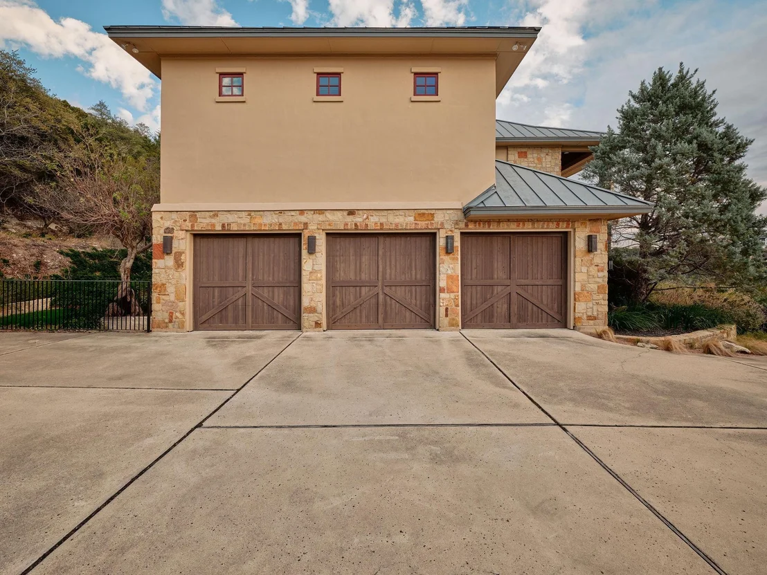 Photo of 4800 Toreador DR