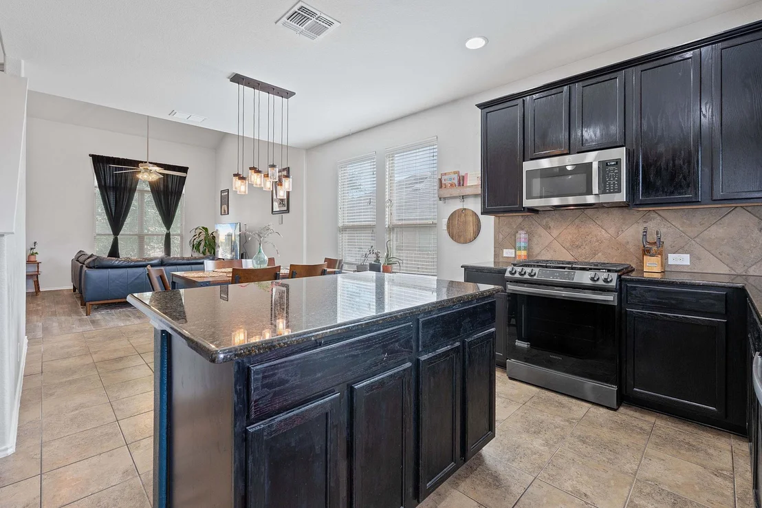 Photo of 579 Dragon Ridge RD