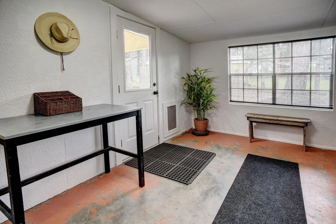 Photo of 121 Pony Grass LN